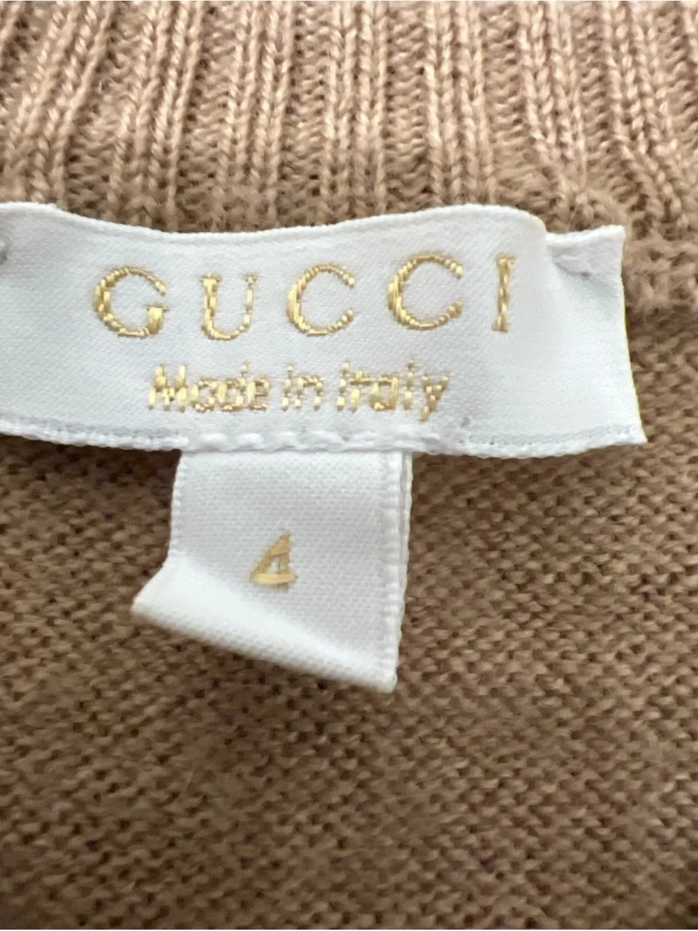 Gucci boys Brown V-Neck pullover Wool/leather patches on shoulder/ elbows  4 yo